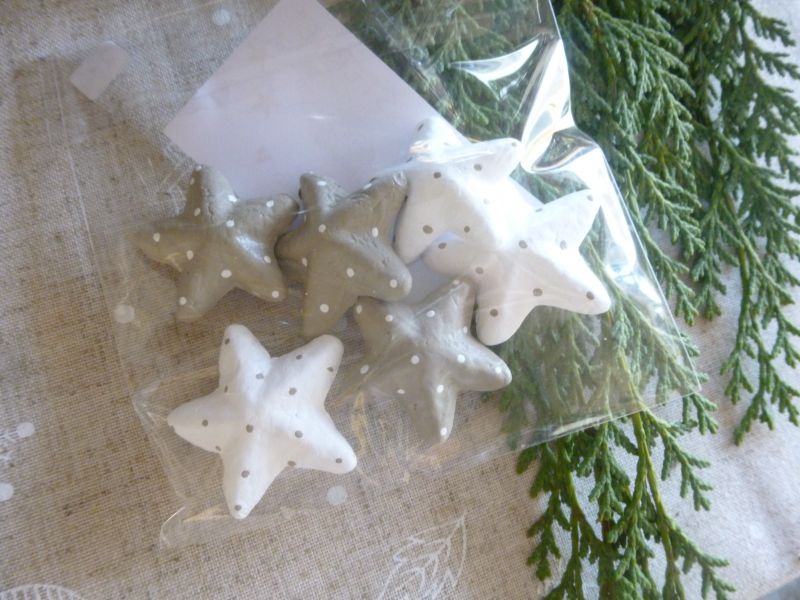 Dekosterne * 6 Stück * Styropor bemalt * Beige-Weiß